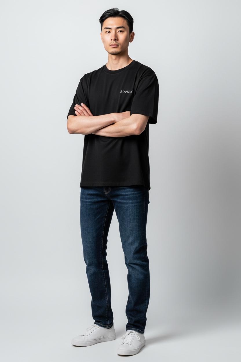 Rovien Siyah Nakış Detaylı Oversize T-Shirt